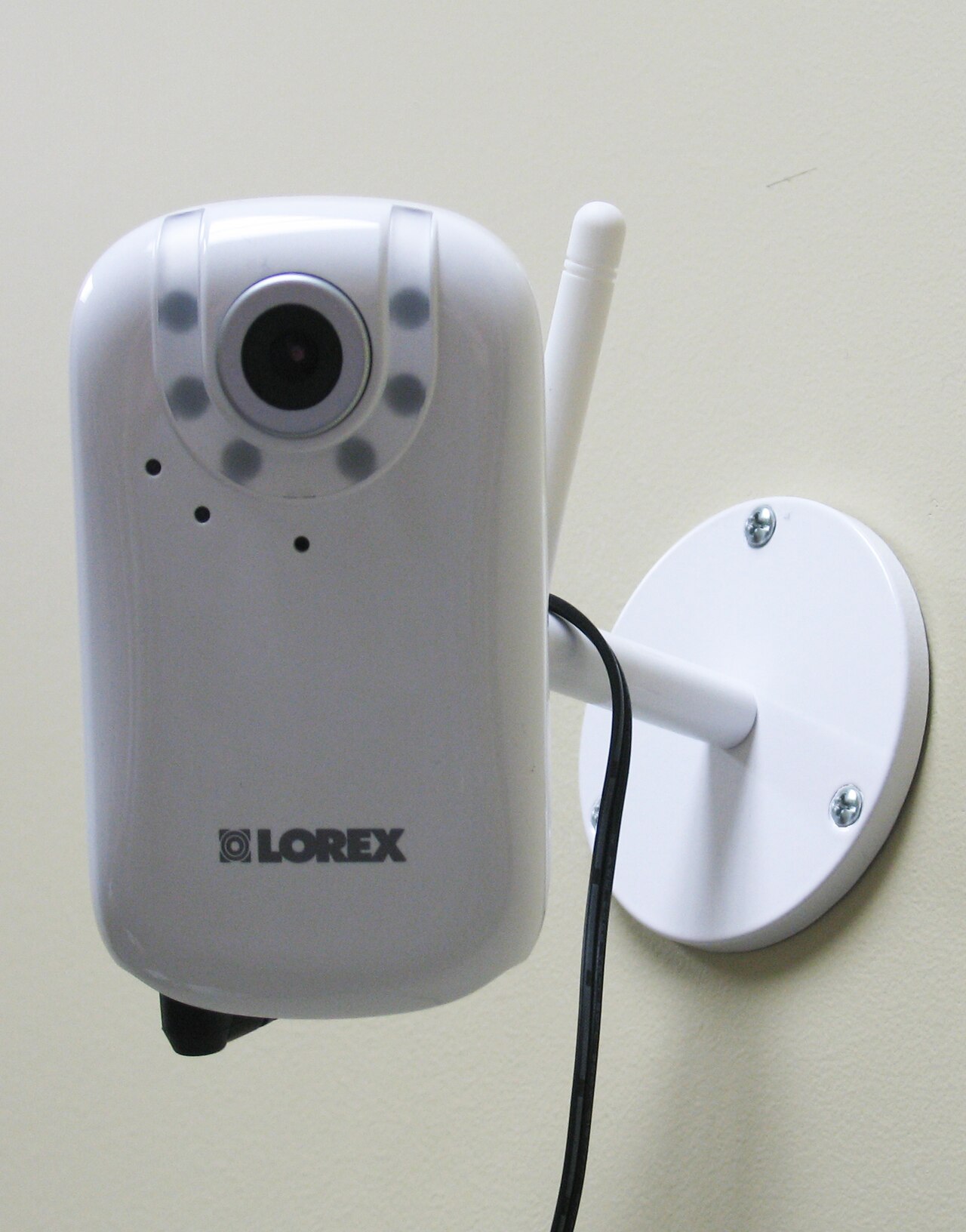 IP Cam 雲端錄影定本地 SD 卡好？兩種儲存方式分別同私隱