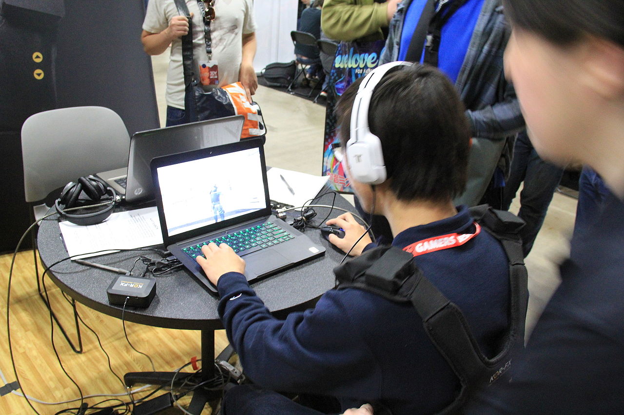 gaming laptops — 示意圖